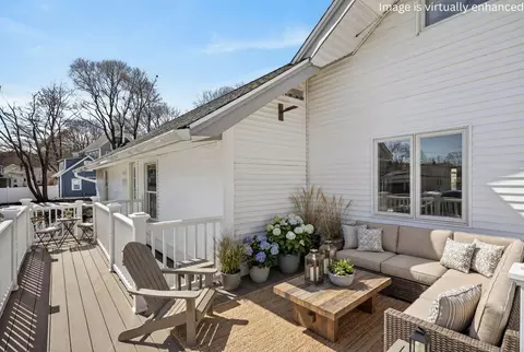 Exterior - 50 Shore Rd #2, Ogunquit, ME 03907 photo 2 of 3