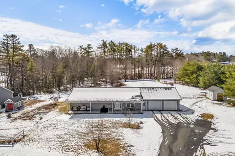 16 Hickory Dr, Wiscasset, ME 04578