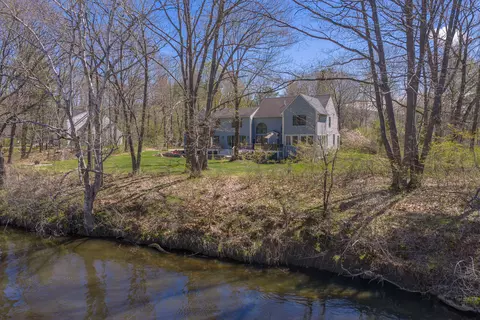 20 Island Park, Yarmouth, ME 04096