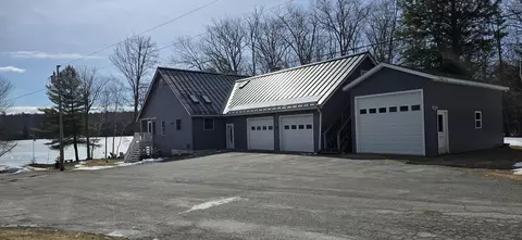 223 Camp Tracy Mdws, Oakland, ME 04963