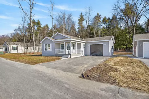 13 Mathew Way, Scarborough, ME 04074