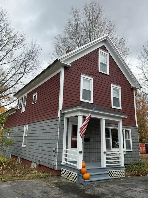 49 Cargill St, Livermore Falls, ME 04254