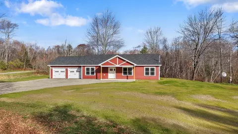 1257 Moosehead Trl, Dixmont, ME 04932