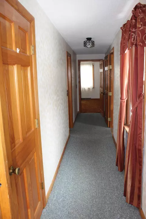 Entry Way - 96 Mineral Spring Rd, Windham, ME 04062 photo 3 of 4