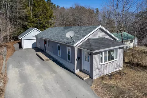 85 Lincoln St, Old Town, ME 04468