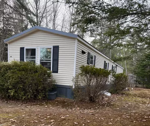 2196 Sanford Rd #48, Wells, ME 04090