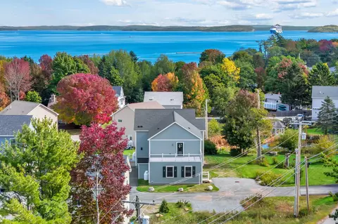 3 Applewood Ln # A, Bar Harbor, ME 04609