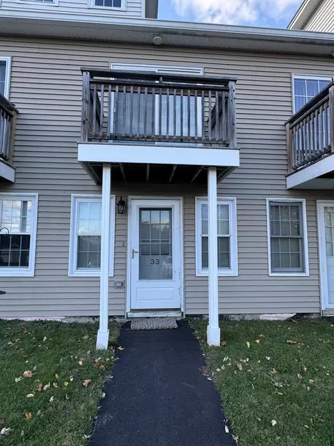 35 Mathews Ave #33, Waterville, ME 04901