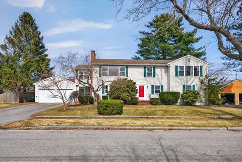 56 Brookside Rd, Portland, ME 04103