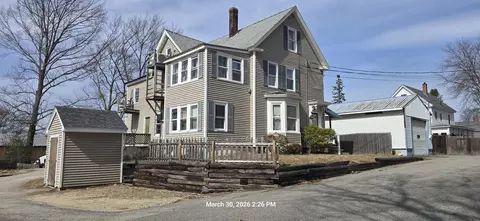 14 Charles St, Berwick, ME 03901