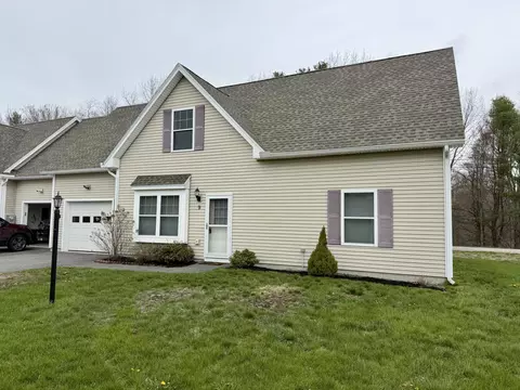 9 Pebble Ln # 9, Sanford, ME 04073