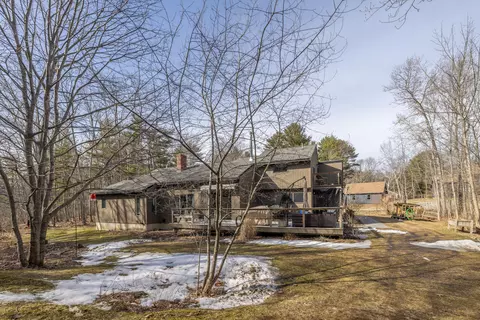 17 William Glen Dr, Camden, ME 04843