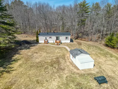 165 Togus Rd, Chelsea, ME 04330