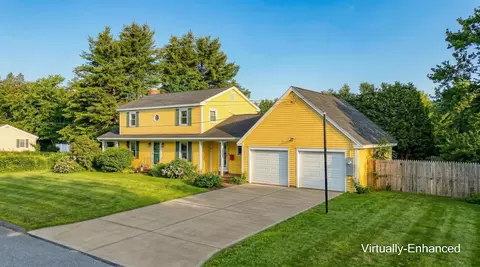 17 Glen Ave, Waterville, ME 04901