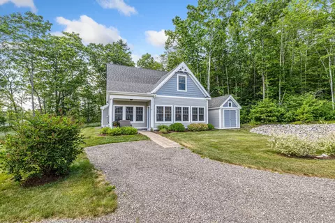 11 Kings Pine Ln #127, Arundel, ME 04046