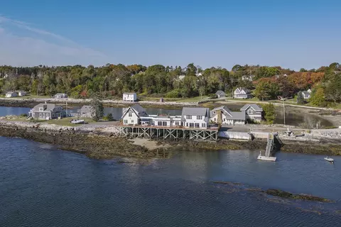45 Little Island Rd #45, Orrs Island, ME 04066