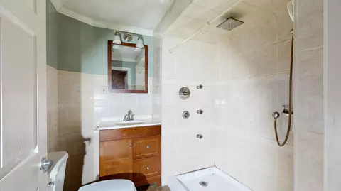 Bath - 445 W River Rd, Augusta, ME 04330 photo 2 of 3
