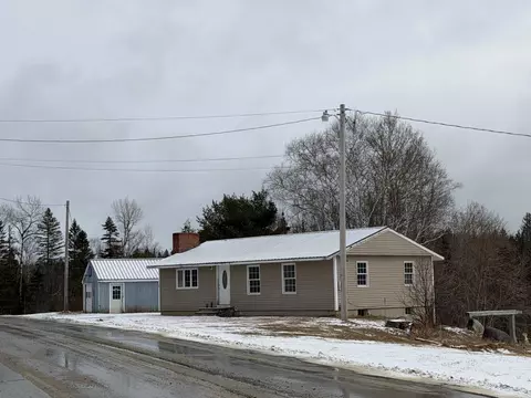 178 School House Rd, Orient, ME 04471