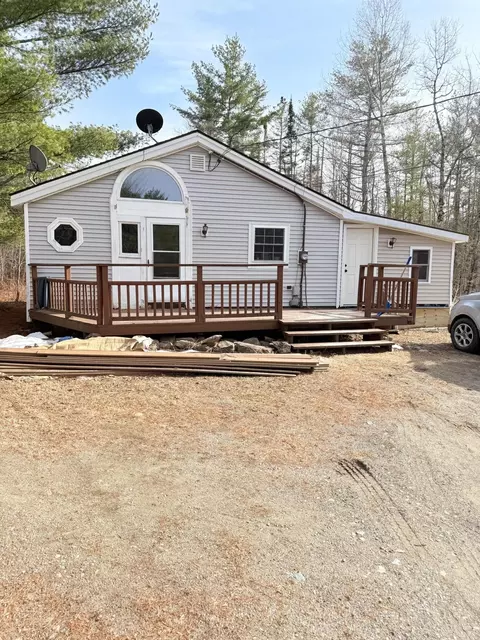 123 County Rd, Milford, ME 04461