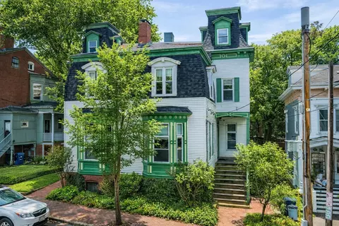 46 Avon St, Portland, ME 04101