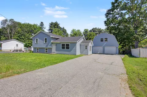 23 Dumas St, Lisbon, ME 04252