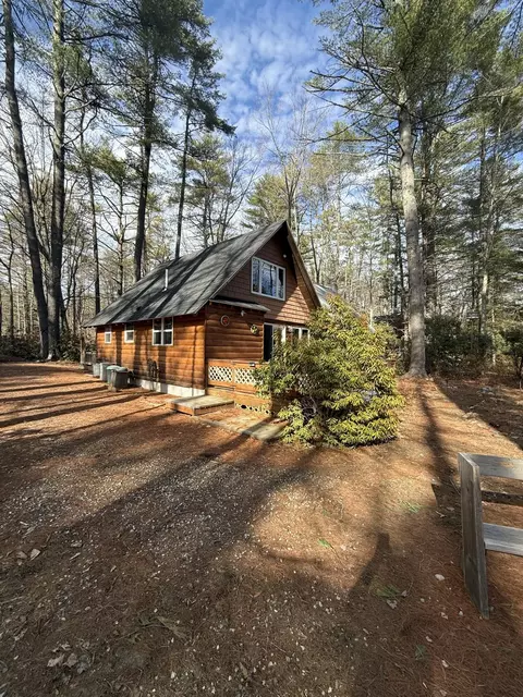 45 Crooked Way, Naples, ME 04055