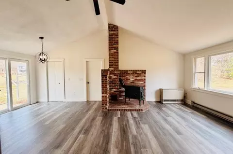 12 Pleasant St, North Berwick, ME 03906