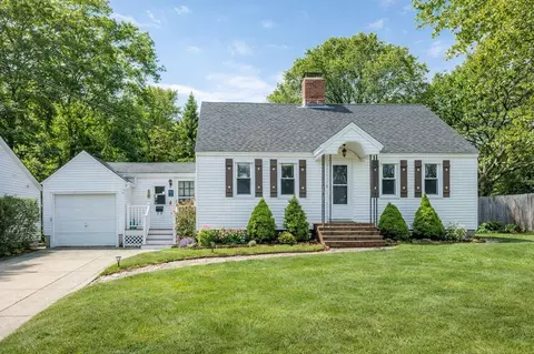 10 Mitchell St, Sanford, ME 04073