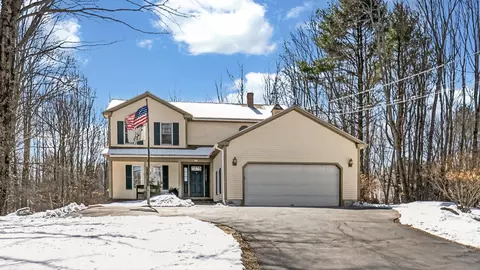 35 Oak Ridge Dr, Standish, ME 04084