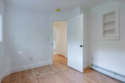 Bedroom - 819 Pleasant Point Rd, Cushing, ME 04563 photo 1 of 10