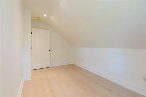 Bedroom - 819 Pleasant Point Rd, Cushing, ME 04563 photo 5 of 10