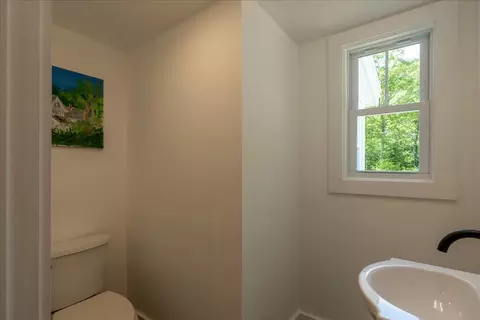Bath - 819 Pleasant Point Rd, Cushing, ME 04563 photo 5 of 5