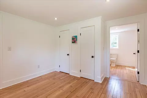 Bedroom - 819 Pleasant Point Rd, Cushing, ME 04563 photo 8 of 10