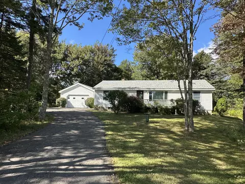 627 Port Clyde Rd, Saint George, ME 04860