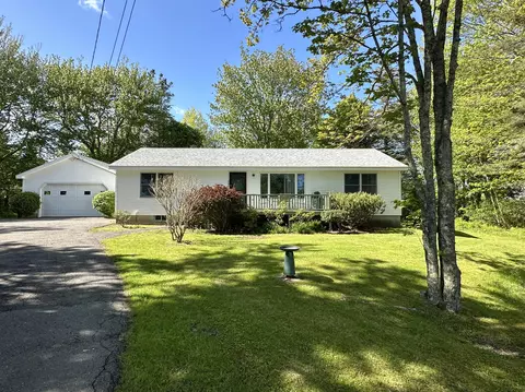 627 Port Clyde Rd, Saint George, ME 04860
