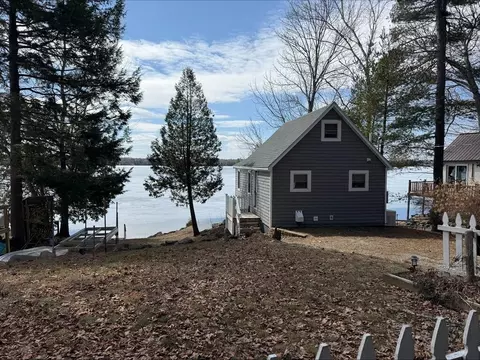 326 Beechwood Ave, Hudson, ME 04449