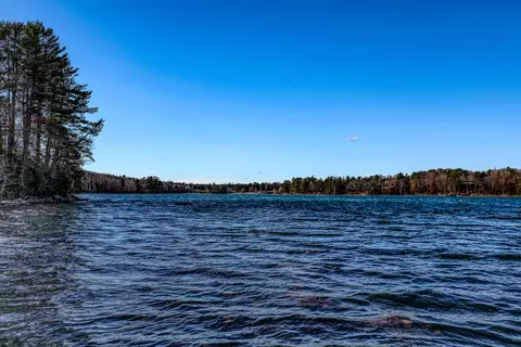 005 Newbury Neck Rd, Surry, ME 04684