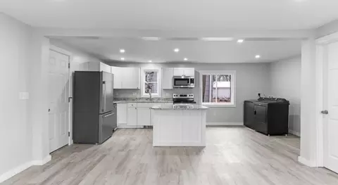 55 Cottage St, Bangor, ME 04401