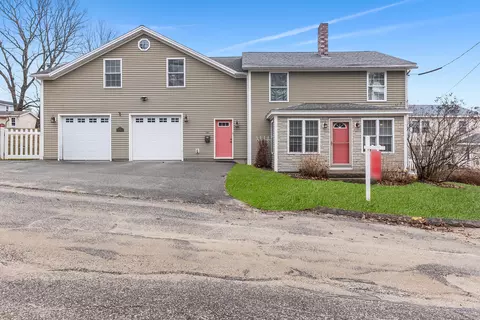 50 Paul St, Auburn, ME 04210