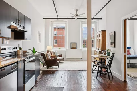 2 Main St #17-407, Biddeford, ME 04005