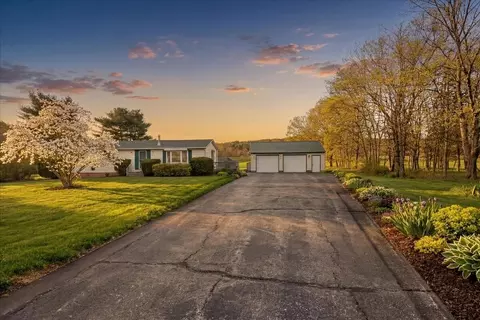60 N Hill Rd, Buckfield, ME 04220