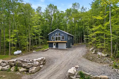 113 Bunker Ln, Hartland, ME 04943