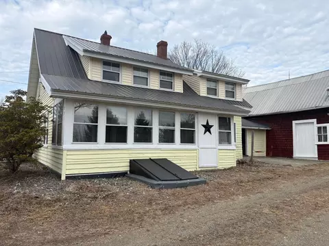 753 Ridge Rd, Windsor, ME 04363