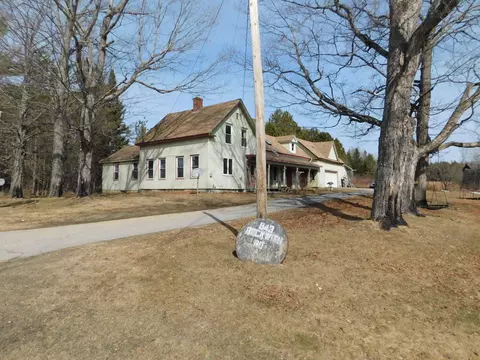 943 Beckwith Rd, Cornville, ME 04976