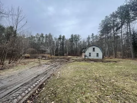 707 Megquier Hill Rd, Poland, ME 04274