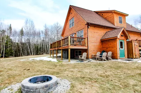 30 Indias Way, Greenwood, ME 04255