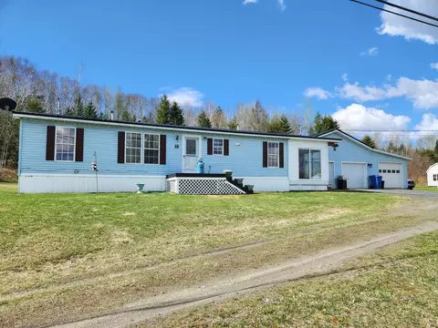19 Main St, Grand Isle, ME 04746