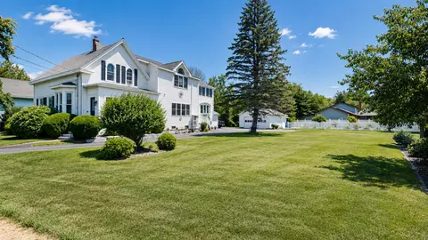 77 Granite St, Biddeford, ME 04005