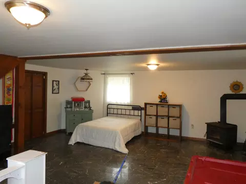 Bedroom - 511 River Rd, Chelsea, ME 04330 photo 6 of 9