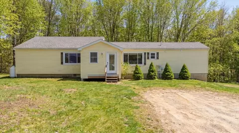 51 N Reynolds Rd, Winslow, ME 04901